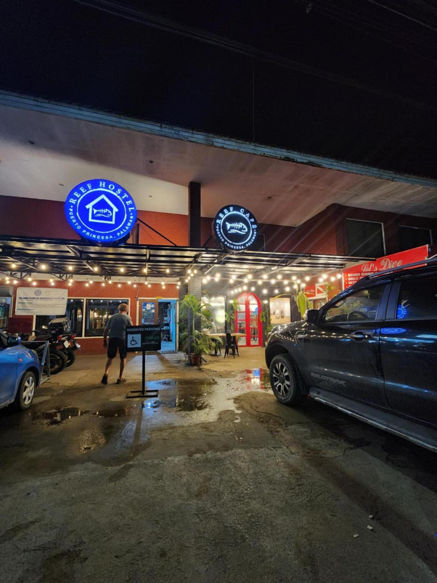 Reef Hostel Puerto Princesa ภายนอก รูปภาพ