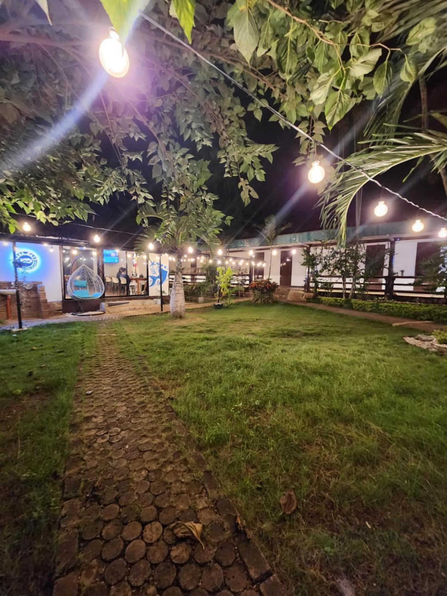 Reef Hostel Puerto Princesa ภายนอก รูปภาพ