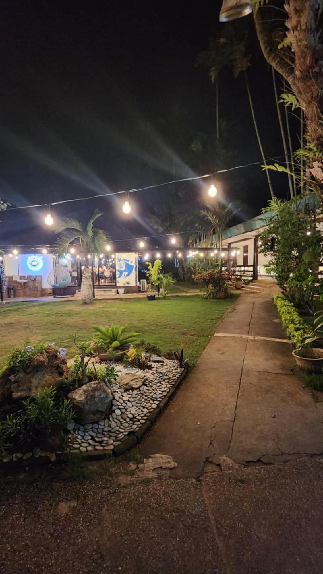 Reef Hostel Puerto Princesa ภายนอก รูปภาพ